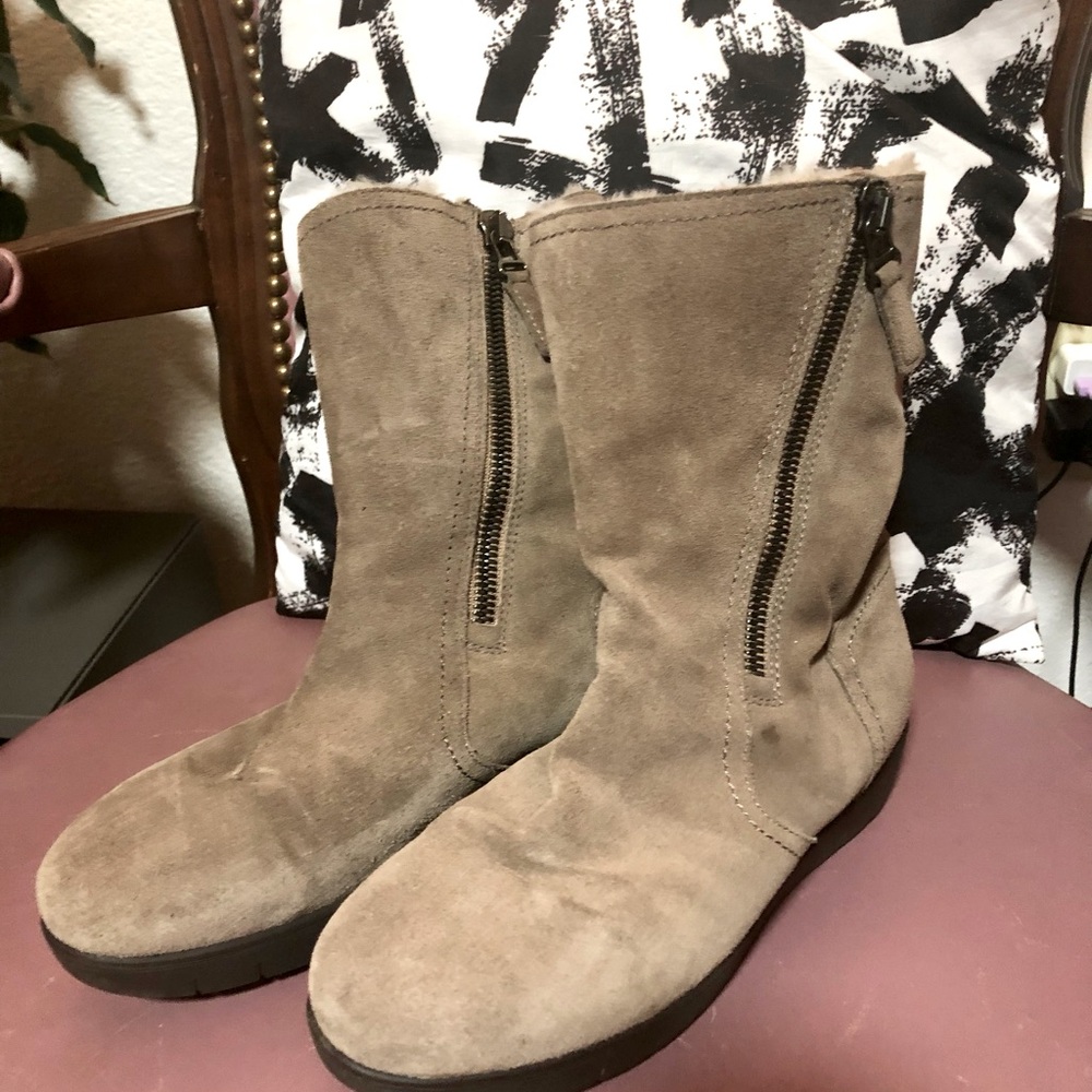 Aquatalia Double Zipper Suede Boots